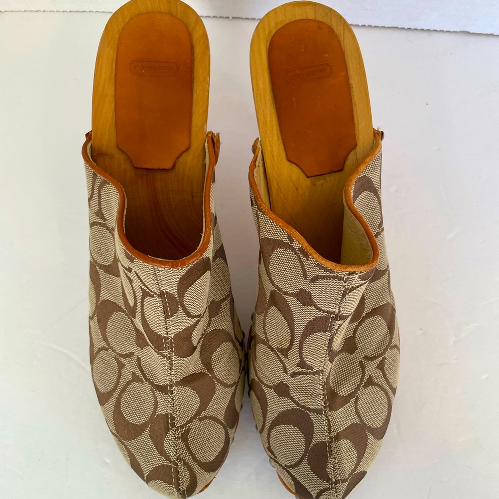 Coach Made In Italy Signature Wooden Mule Heels Gem